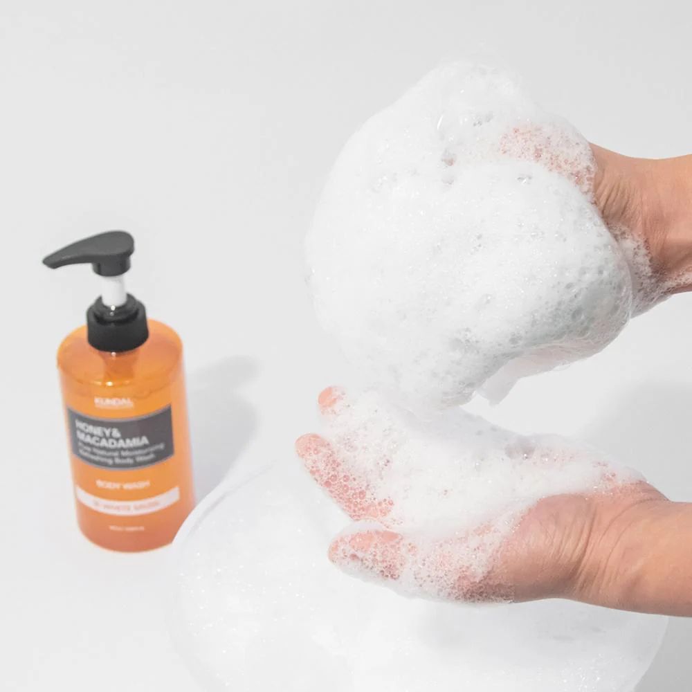 KUNDAL Honey & Macadamia Pure Body Wash - 500ml