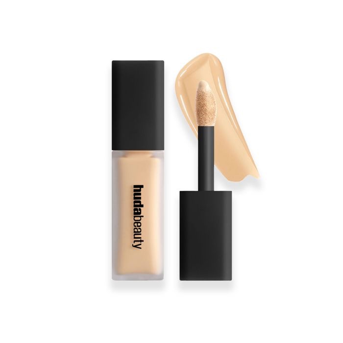 HUDA BEAUTY CONCEALER